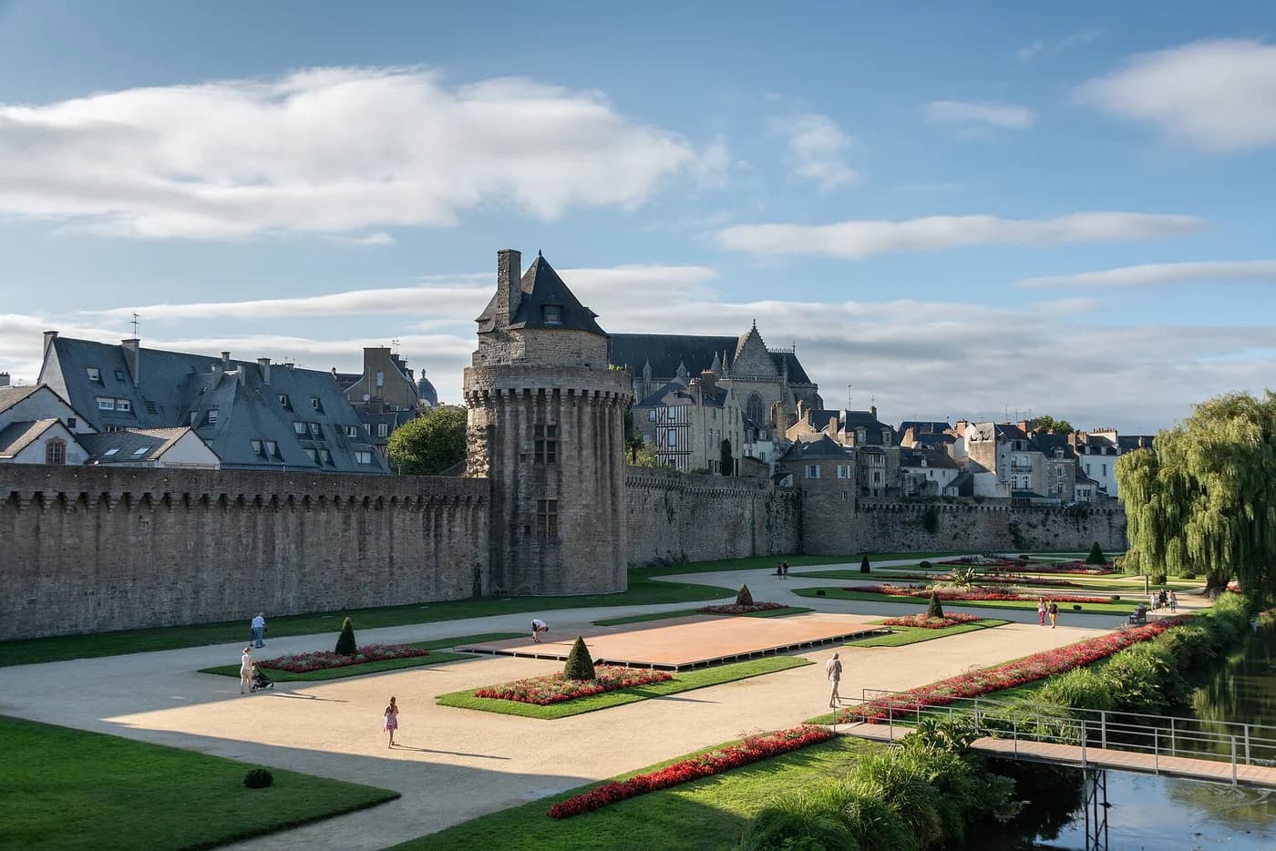 Les remparts et jardins du centre de Vannes